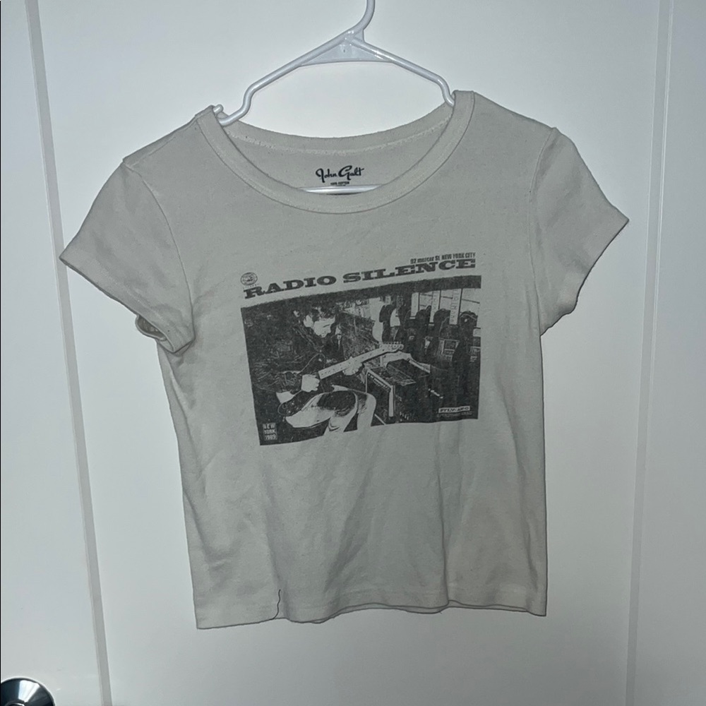 Brandy Melville- John Galt Off-White Graphic Tee